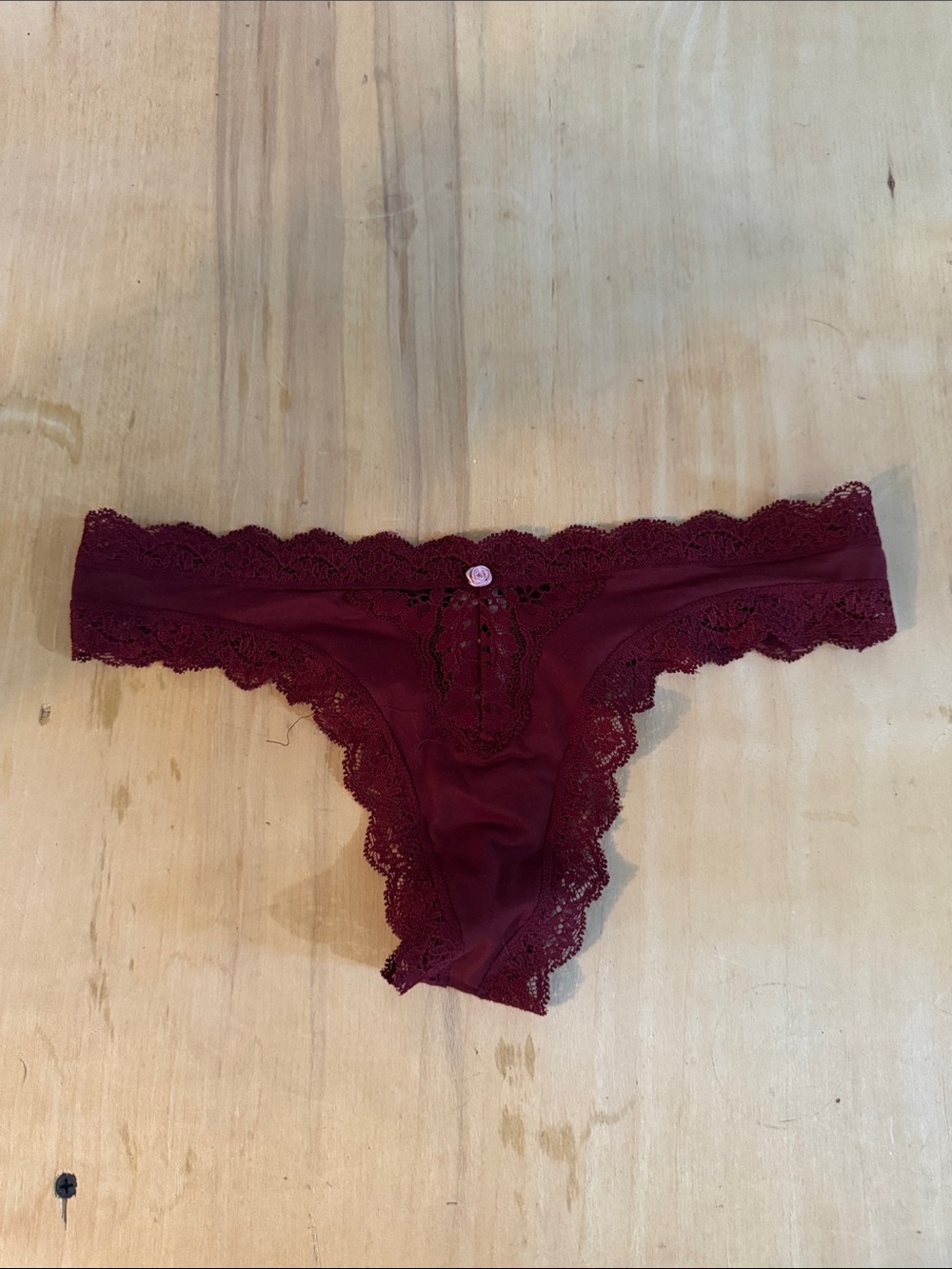 Victorias Secret Lace Thong Underwear XS NWT